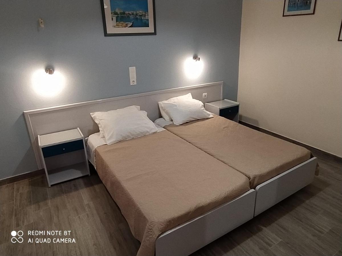 Moros Apartment
