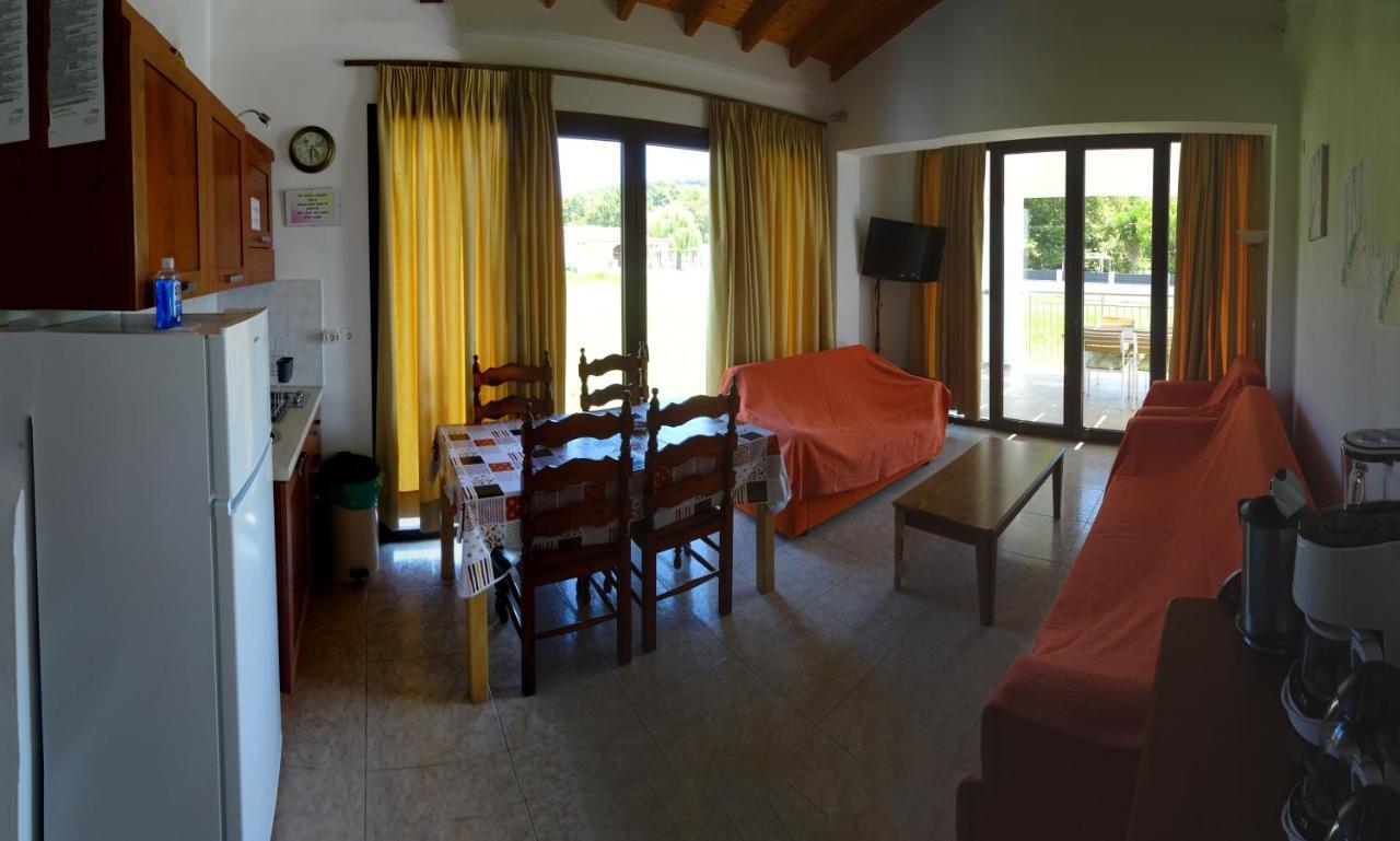 Villa Parissis Eden Skiathos Troulos
