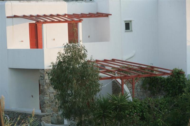 Vrissi Hotel 2*