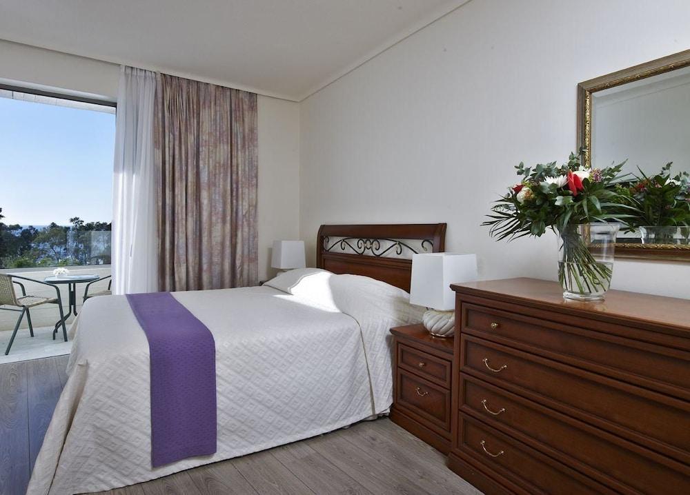 Amarilia Hotel Vouliagmeni