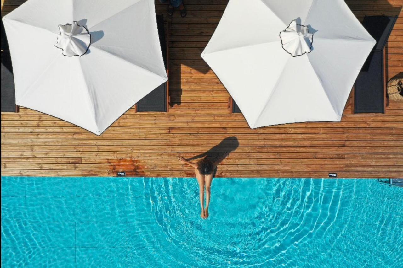 Hotel Meni & 4*