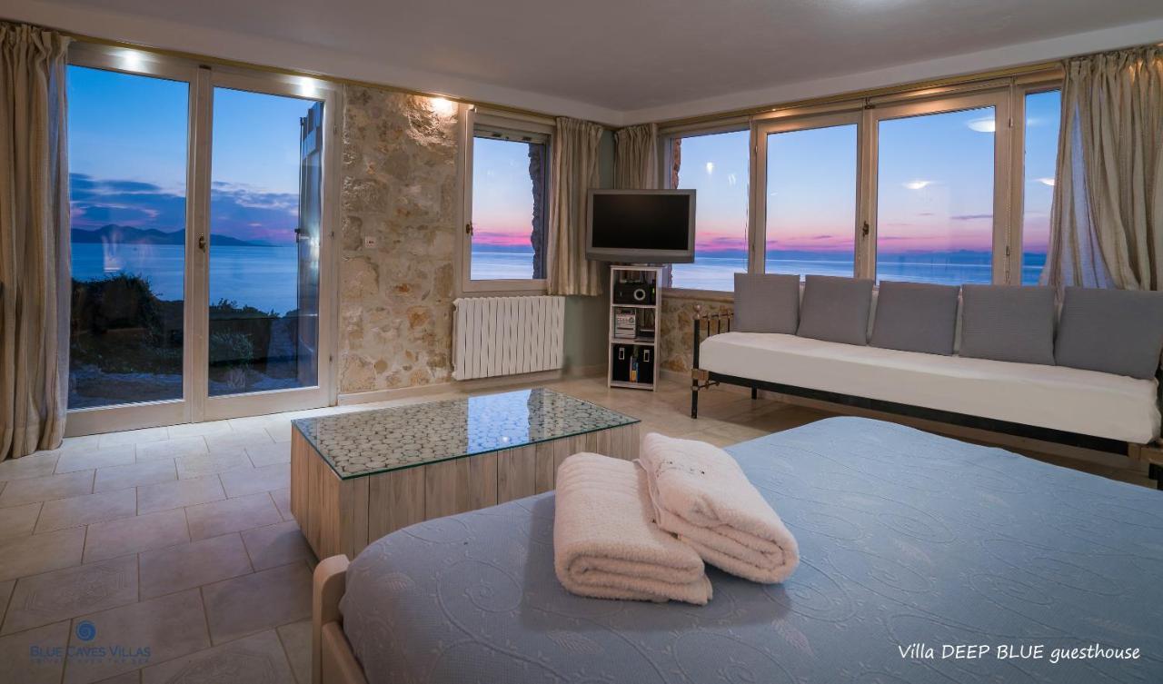 Villa Blue Caves - Exceptional With Private Pools Direct Access To The Sea Korithion