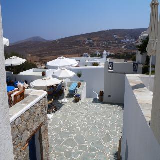 Folegandros Apartments Hotel 2*