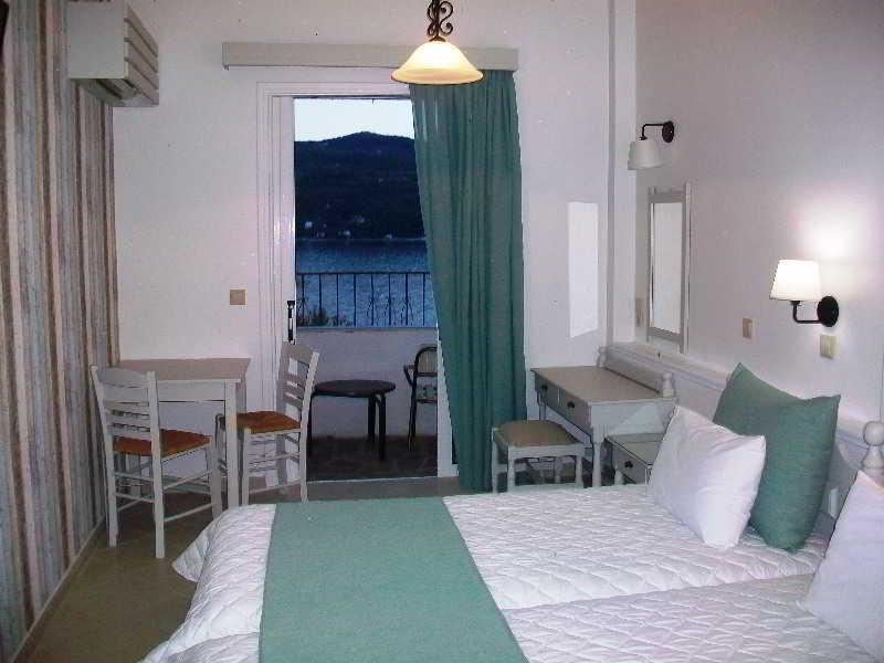 Mirini Hotel