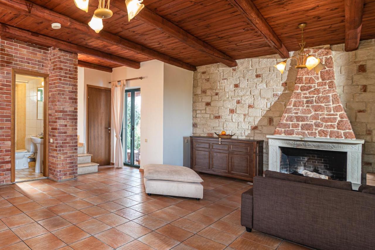 Neriides Villa Hersonissos (Crete)