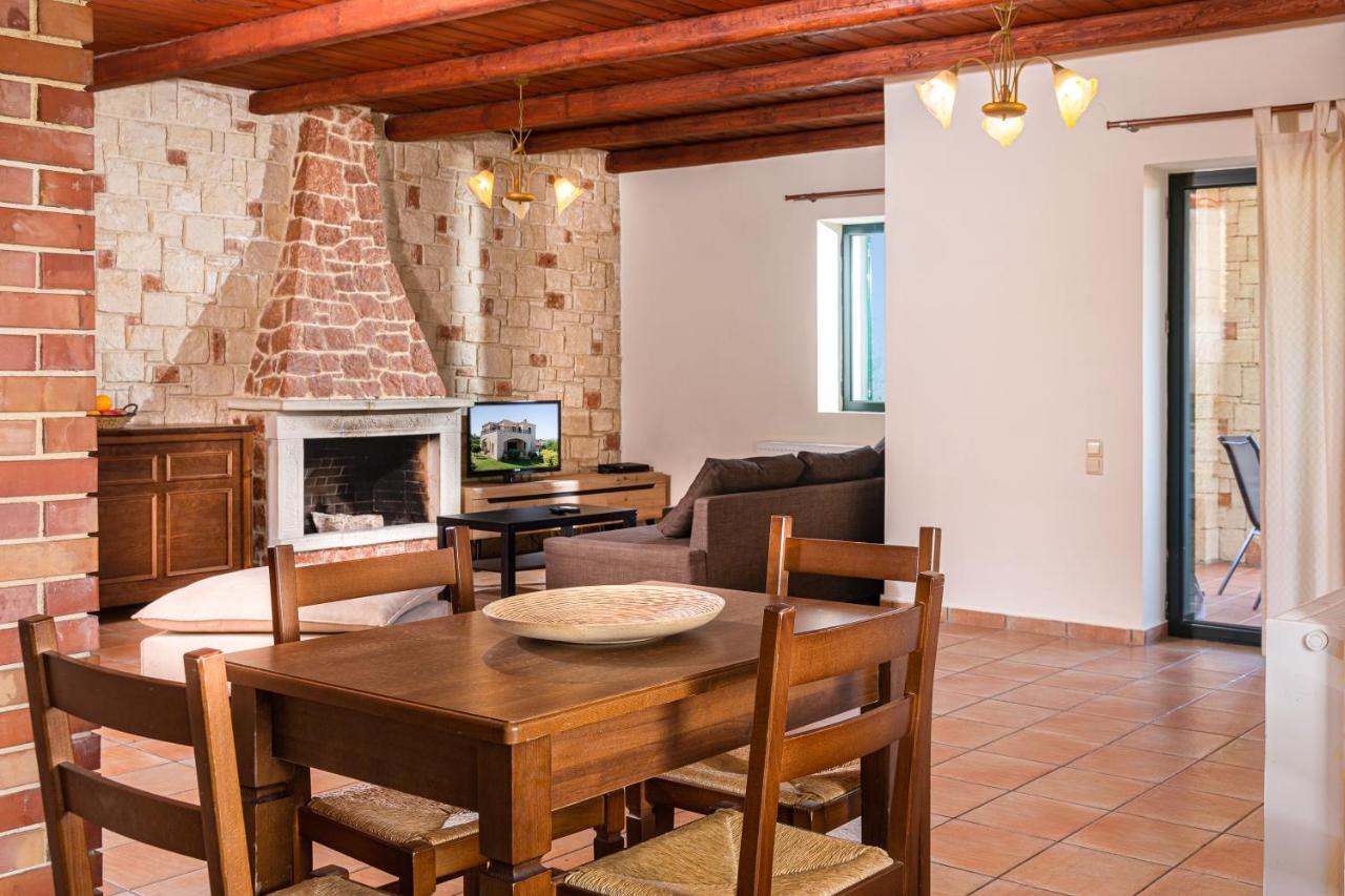 Neriides Villa