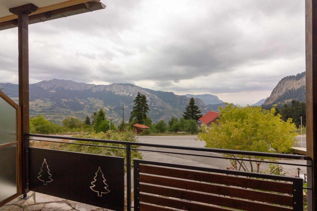Zampakas Panorama Stournareika