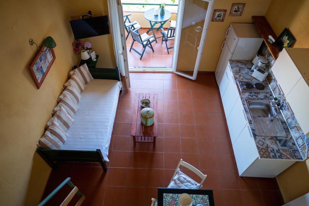 Apartment The Yellow