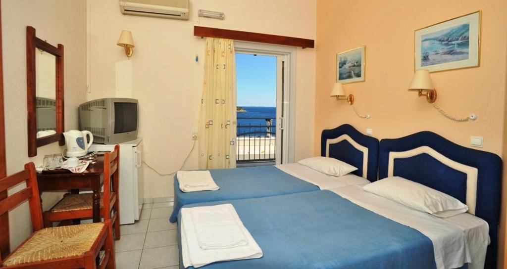 Pergola Hotel 2*
