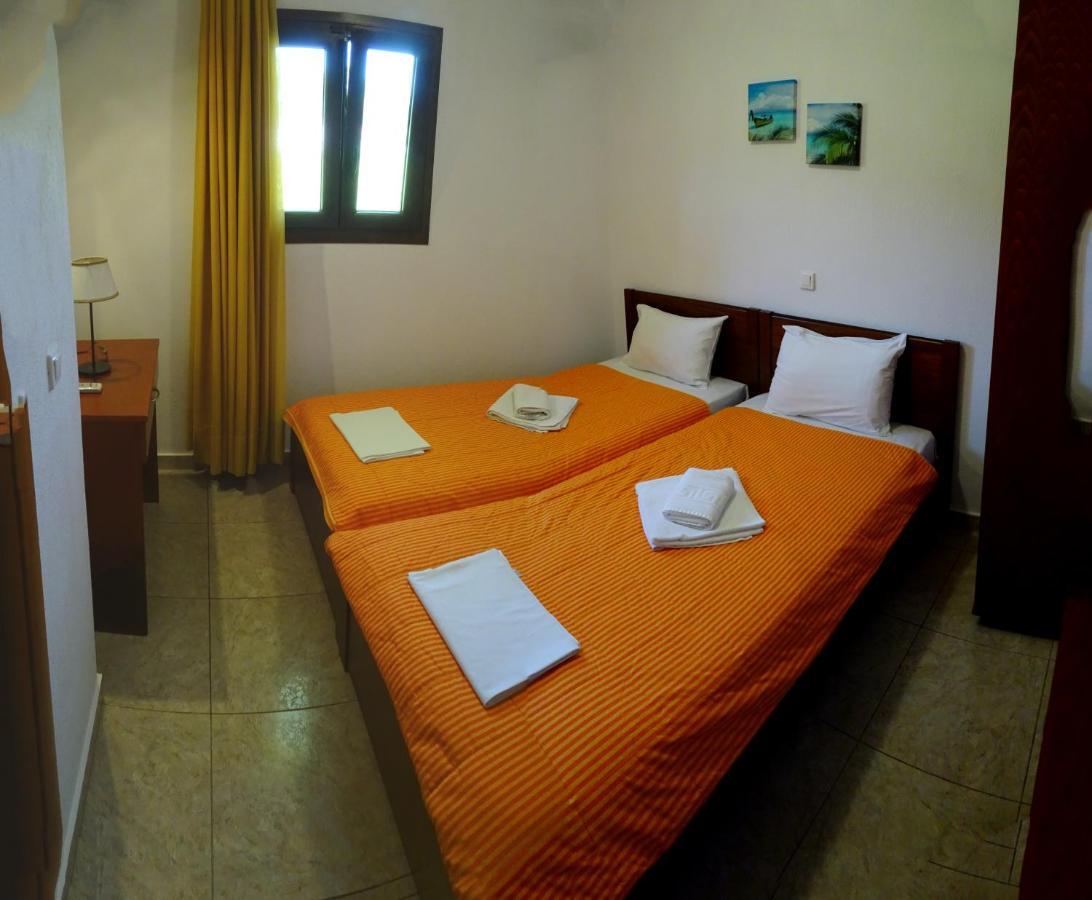 Parissis Eden Skiathos Villa *