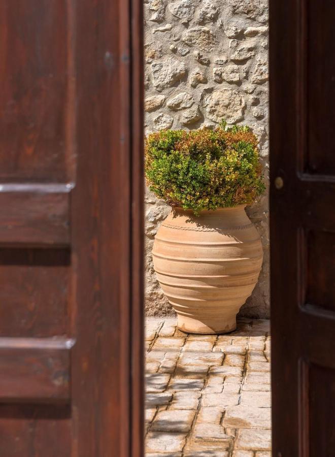 Amazing Villas In Crete Villa Asteri - Traditional Elegant Villa * Asterion