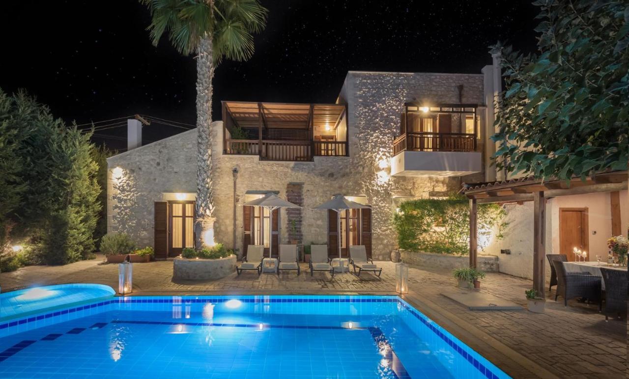 Amazing Villas In Crete Villa Asteri - Traditional Elegant Villa