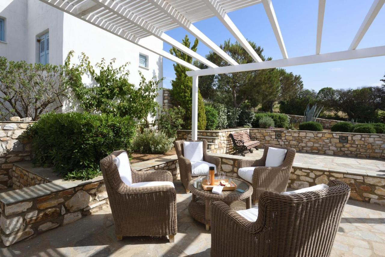Zefyros Ahp Ampelas Paros * Parikia (Paros)