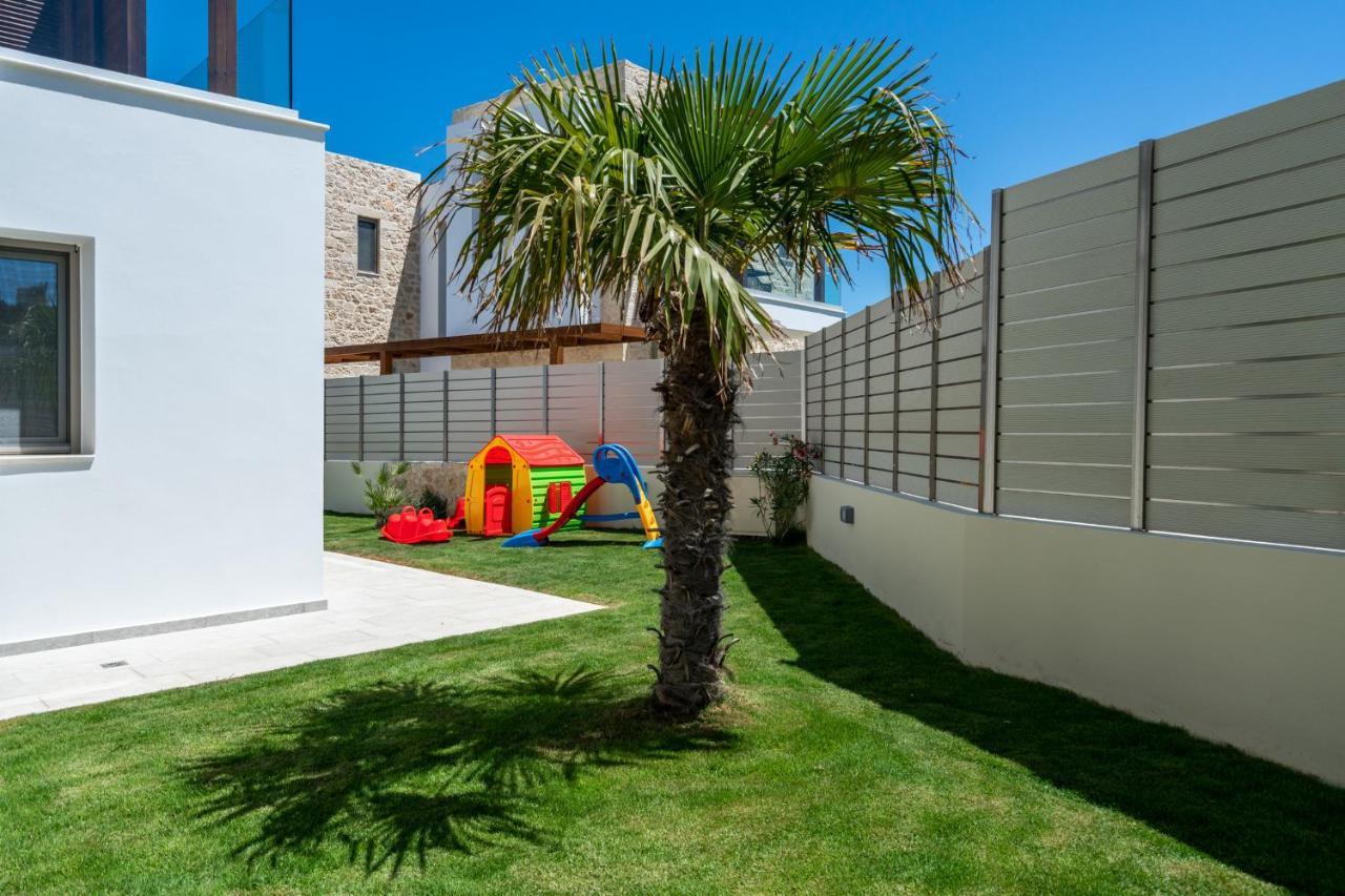 Lux Nymphes Dioni, 30m From With Pool, Bbq And Play Area Stavromenos