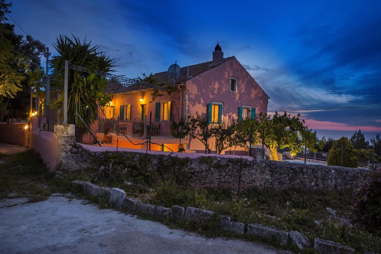 Villa Fantastic View Khalikeri