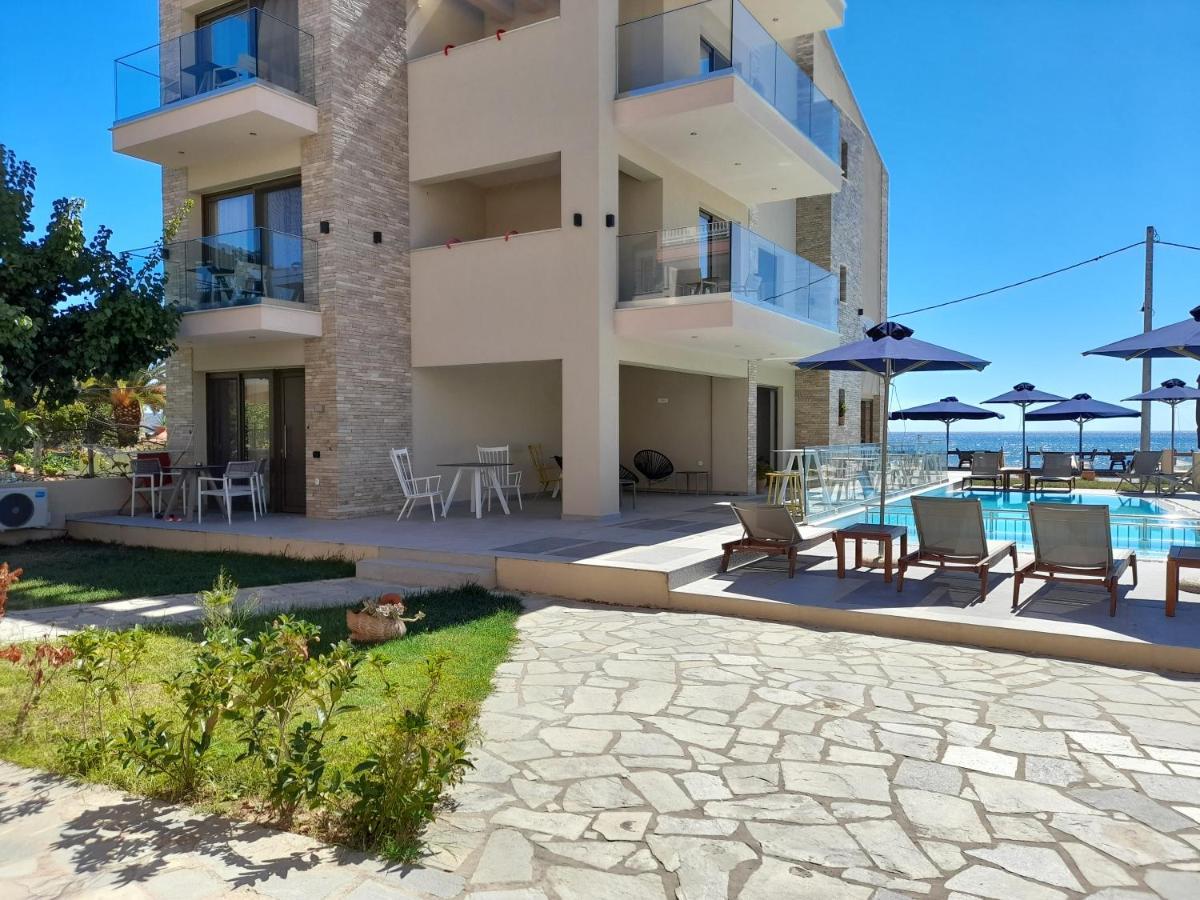 Reverie Aparthotel *