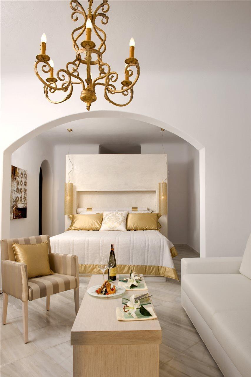 Gold - Small Luxury Of The World 4*