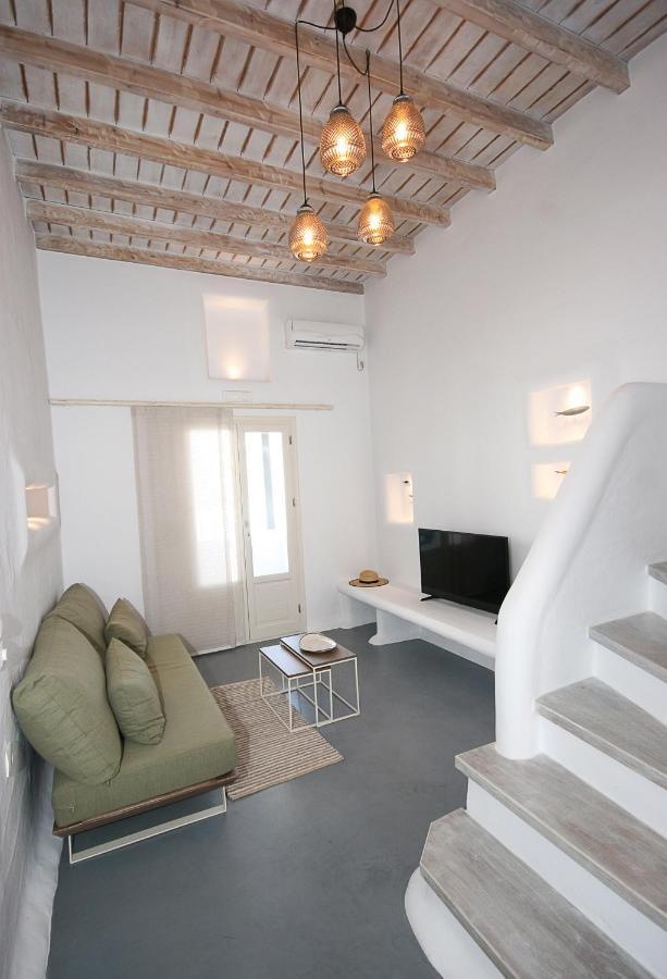 5 Traditional Hotel