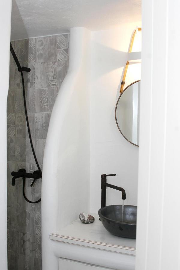 5 Traditional Hotel Livadi (Astypalaia)