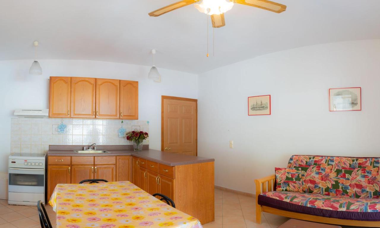 Valsamis Aparthotel