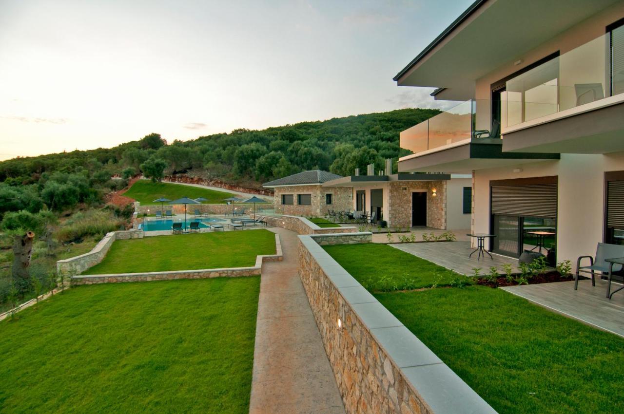 The View Sofas Coastal Retreat Aparthotel
