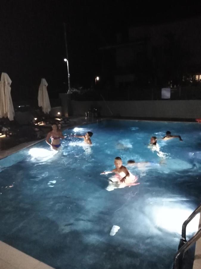Aparthotel Sunset *