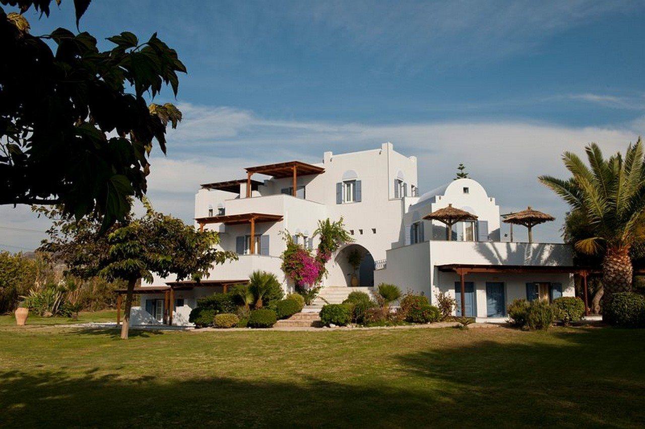 Hotel Ammos Naxos 3*