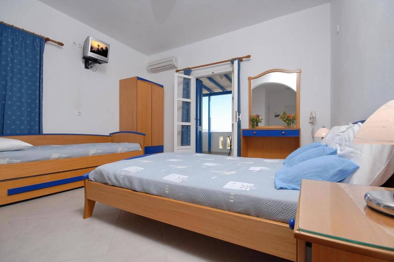 Crystal Naxos 1 At Aparthotel Mikri Vigla