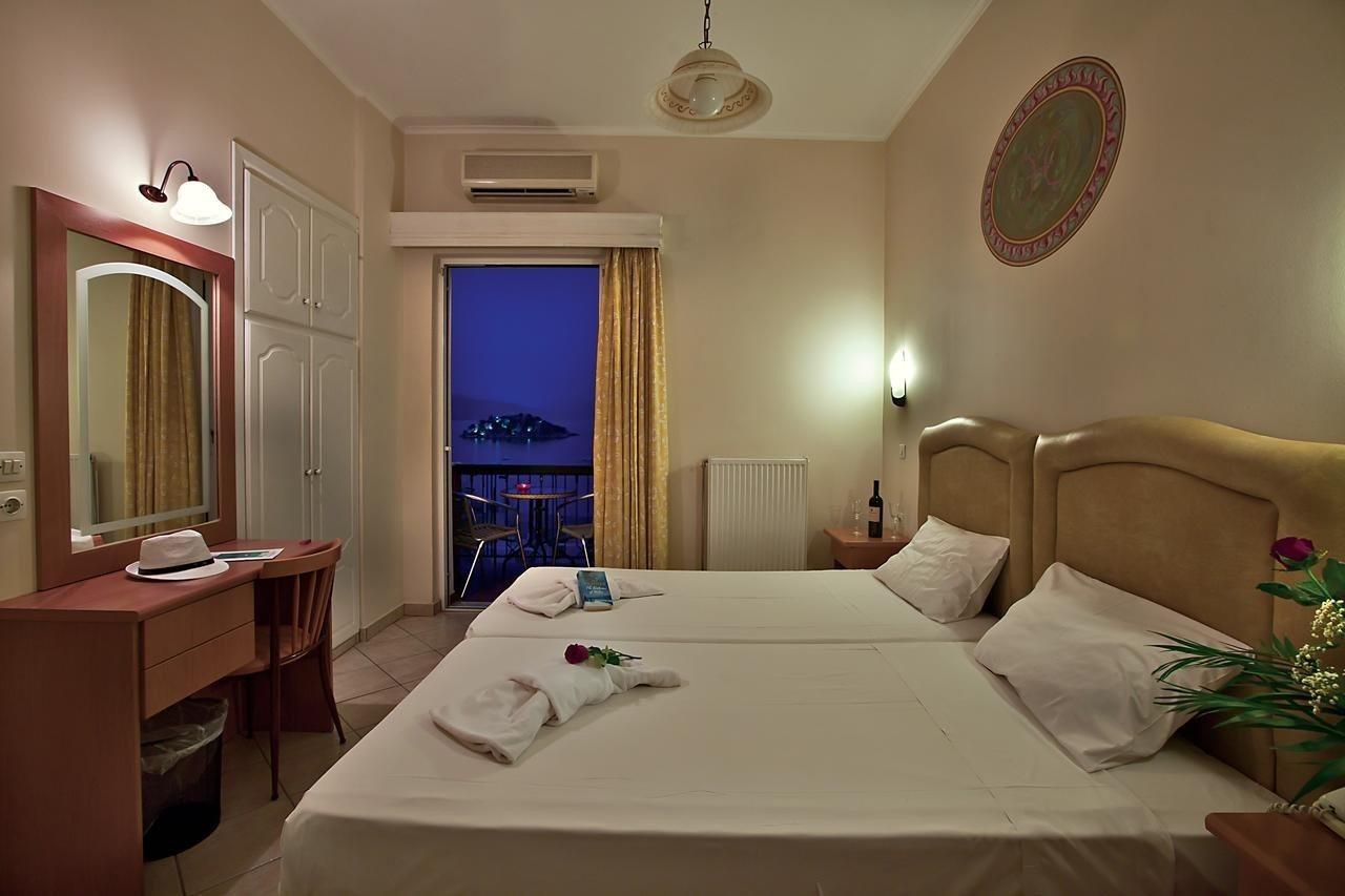 Epidavria Hotel 3*