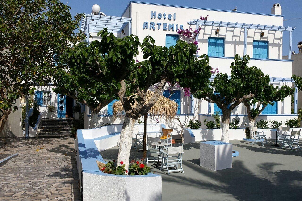 Artemis Santorini Kamari (Santorini)