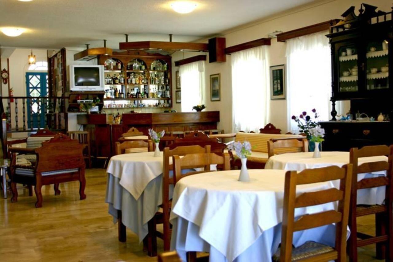Hotel Artemis Santorini Kamari (Santorini)