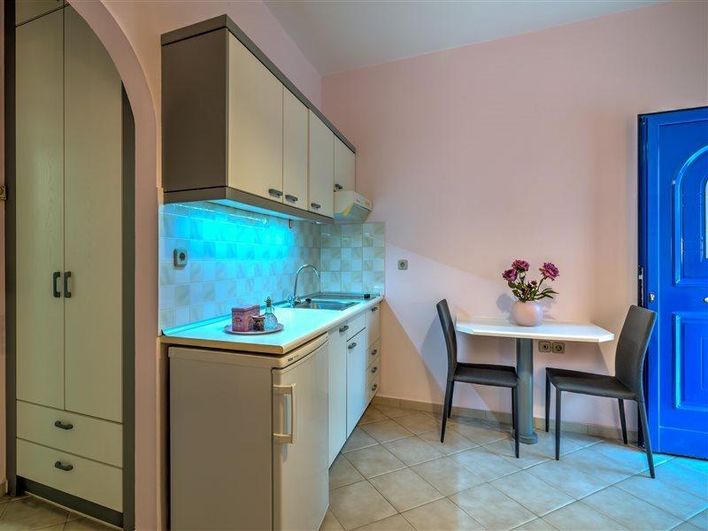 (adults Only) 2* Hersonissos (Crete)