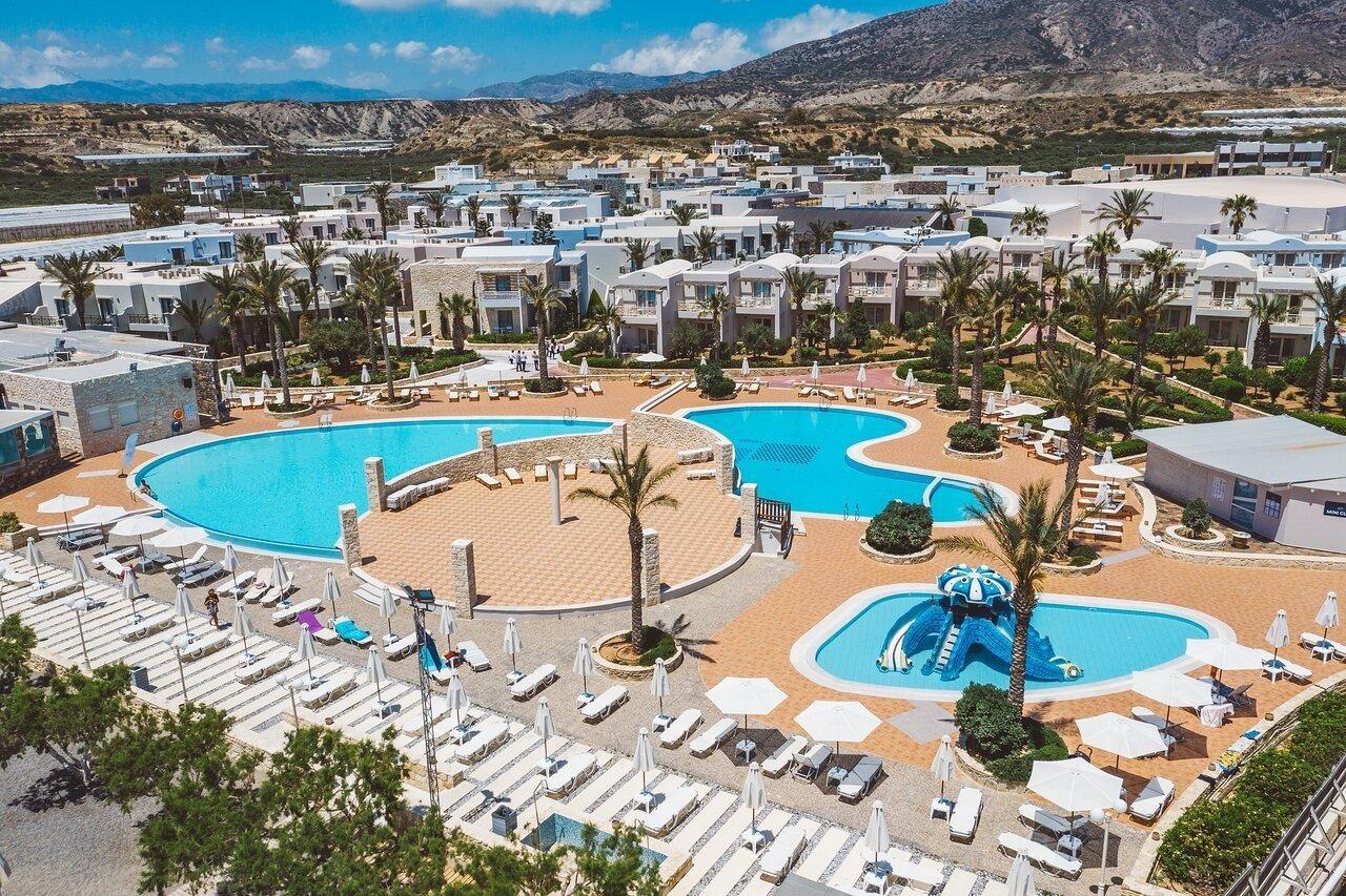 Hotel Ostria & 5*