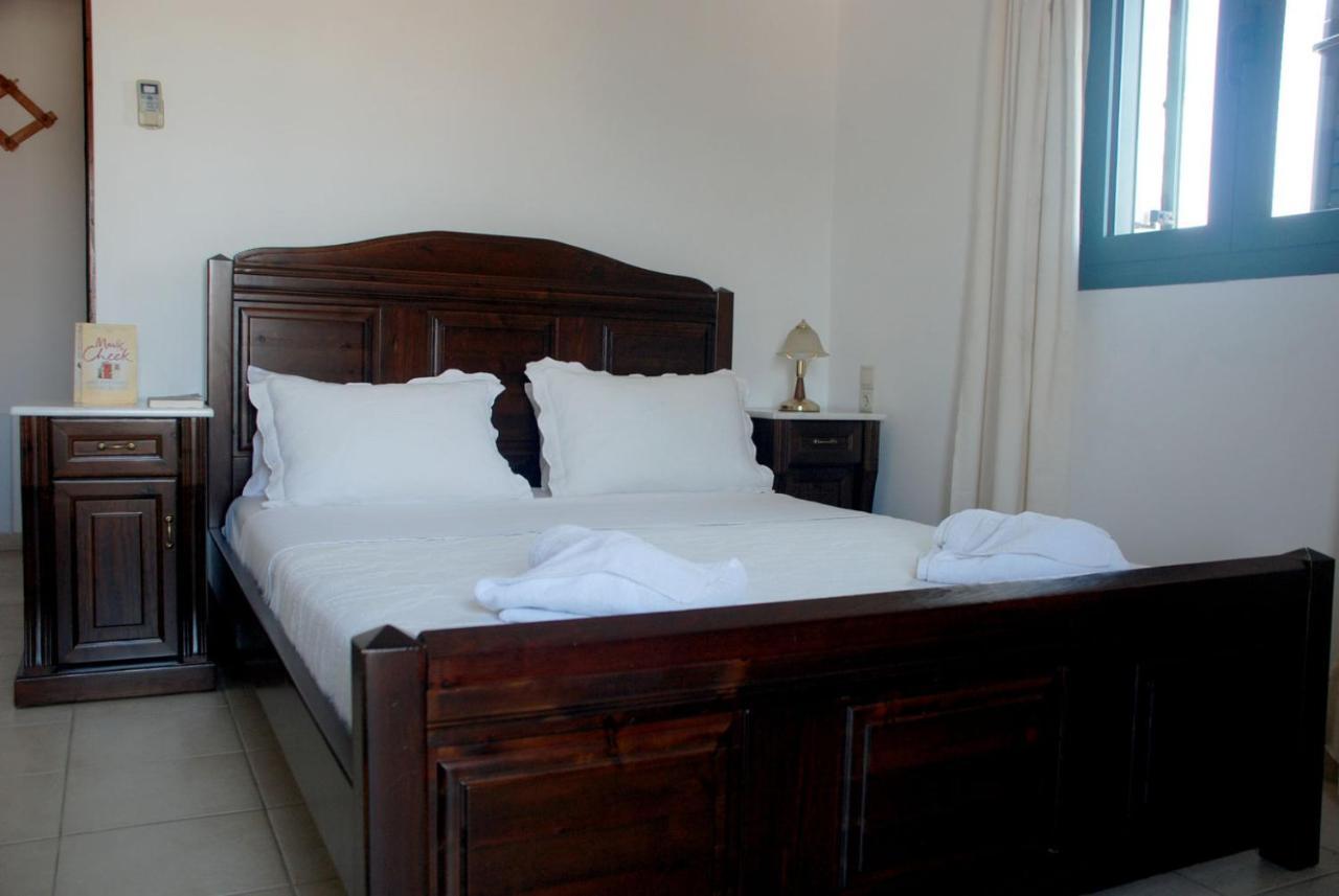 Eleni Apts Aparthotel *
