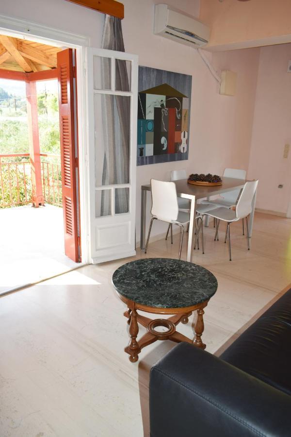 Anemona And Vasilikos (Zakynthos)