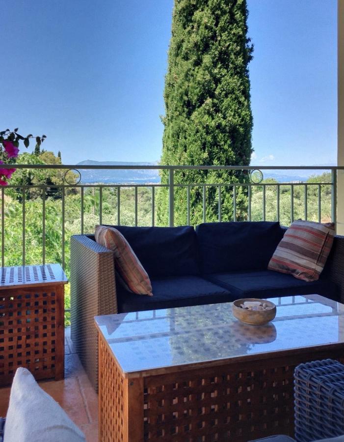 Gastouri Pascalia With Heated Pool In October And Views Villa