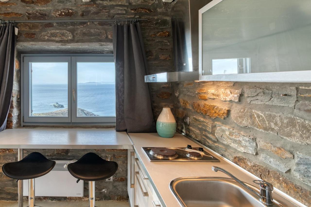 Apartment Studio O - Self Catering Vourkari