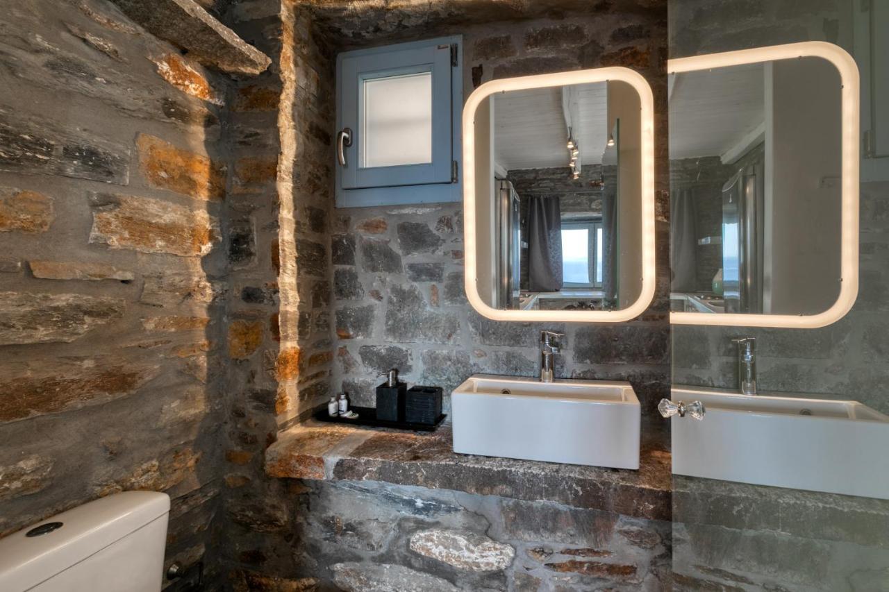 Studio O - Self Catering Apartment Vourkari
