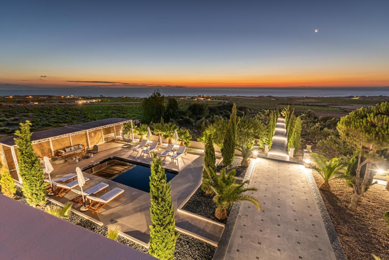 Leon (adults Only) Vourvoulos