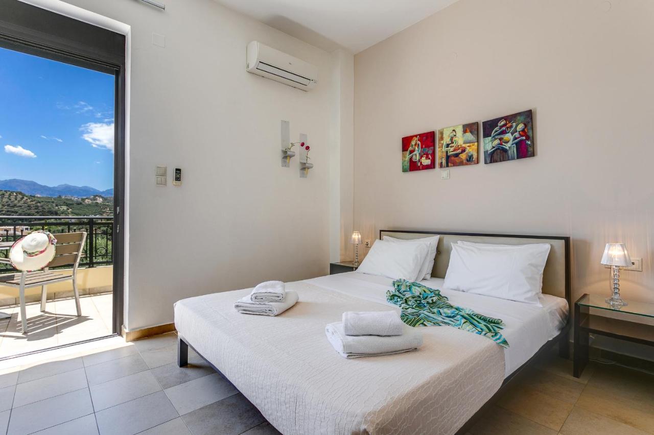 Selena Holiday home Stalos