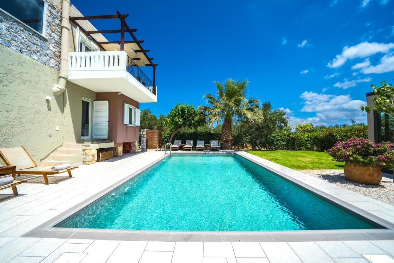 Petronila Luxury With Heated Private Pool Kissamos