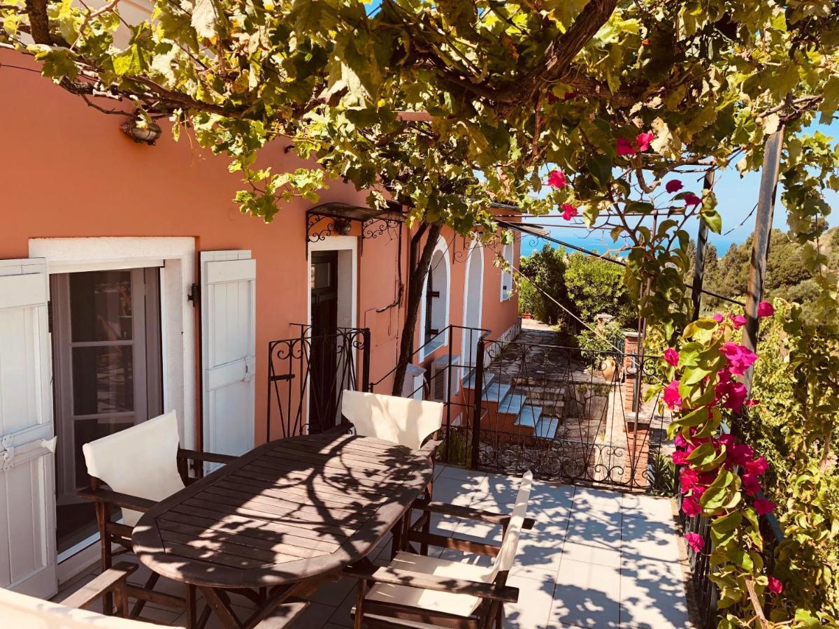 1853 House * Marathias (Corfu)