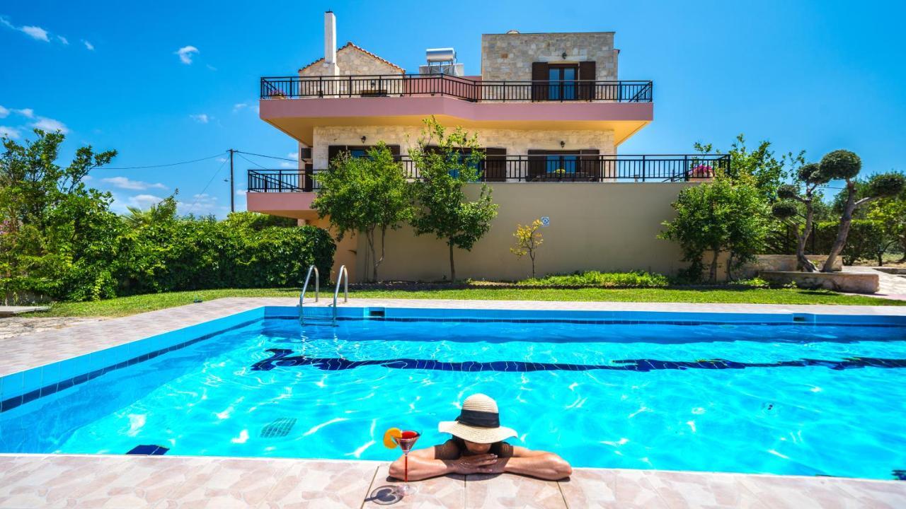 Louloudaki Villa *