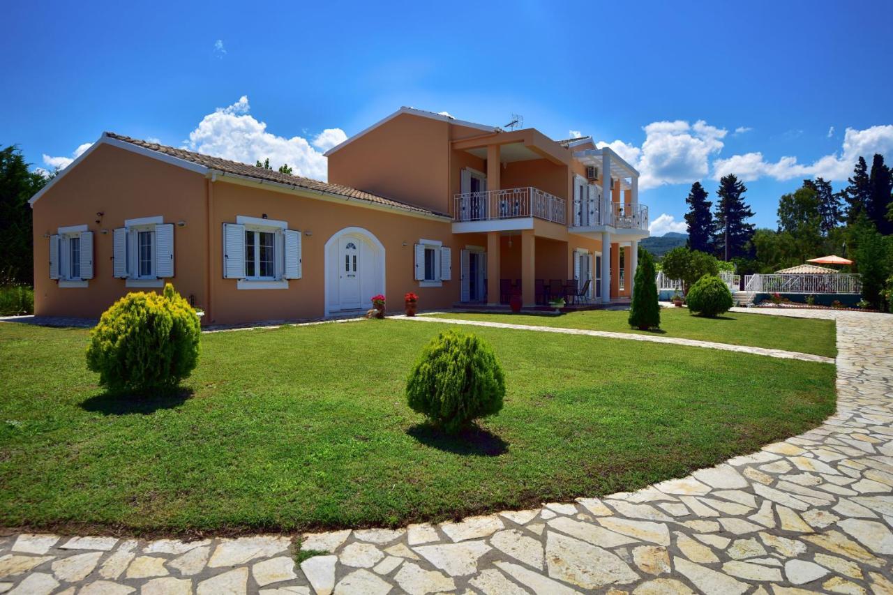 Jolie Corfu Villa Roda (Corfu)