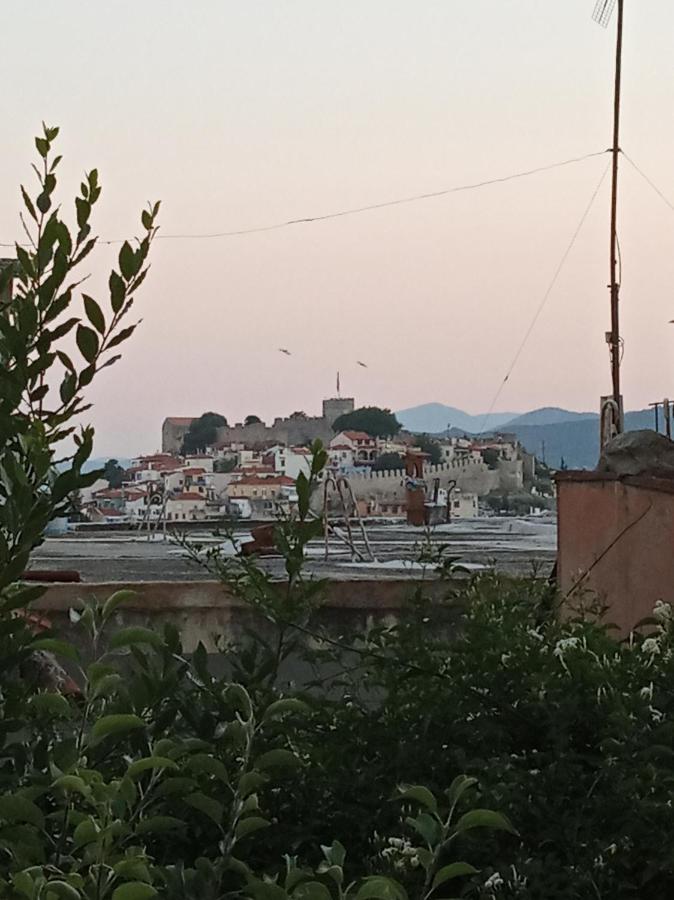 Velvet Blue * Kavala