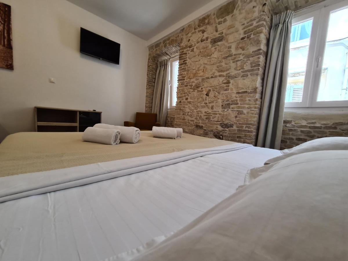 Nj Corfu Boutique * Corfu (city)