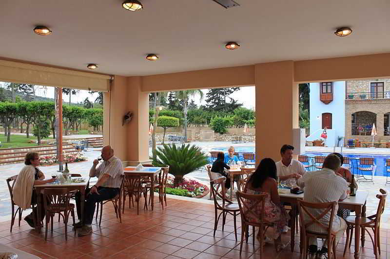 Omega Platanias Aparthotel Platanias (Crete)