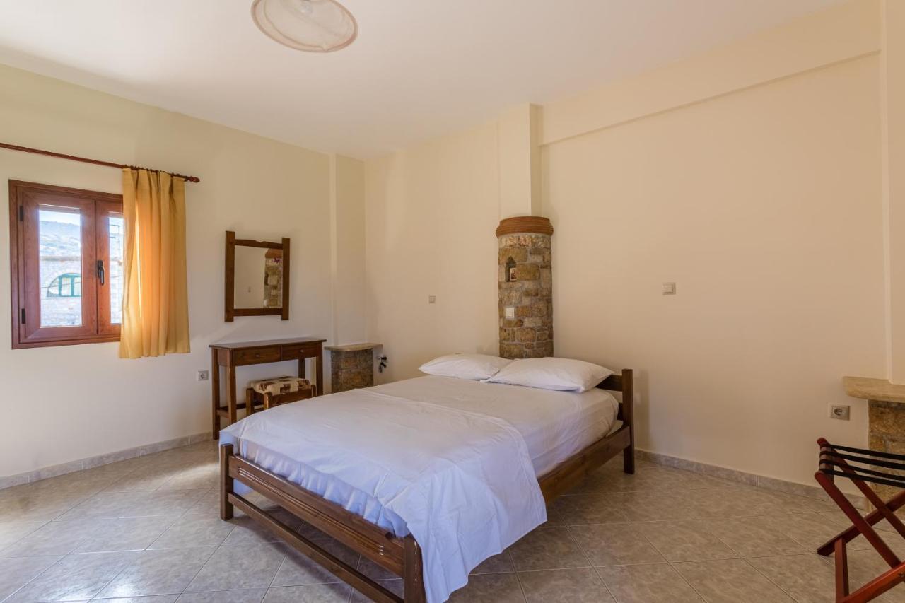 Apartment Chioureas Levktron