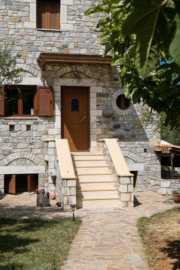 Chioureas Apartment *