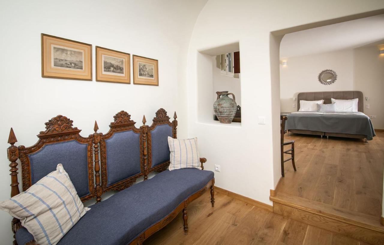 Villa Aloia Villas Santorini Two Bedroom Villa With Indoor Hot Tub Mariniou
